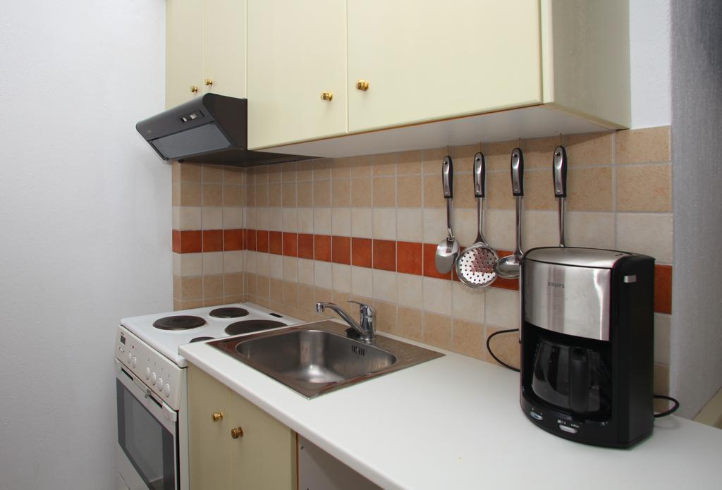 Giasemi Apartments Скопелос Экстерьер фото