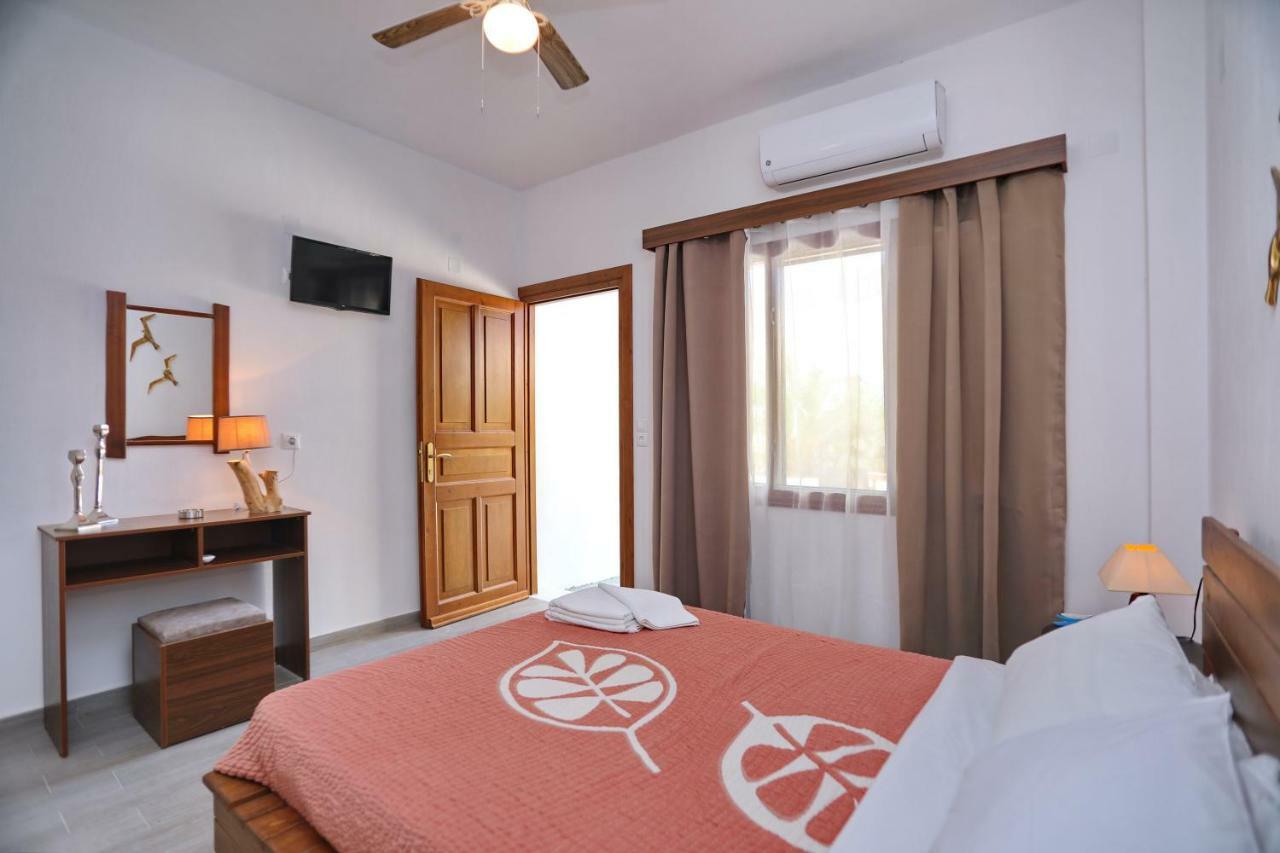 Giasemi Apartments Скопелос Экстерьер фото